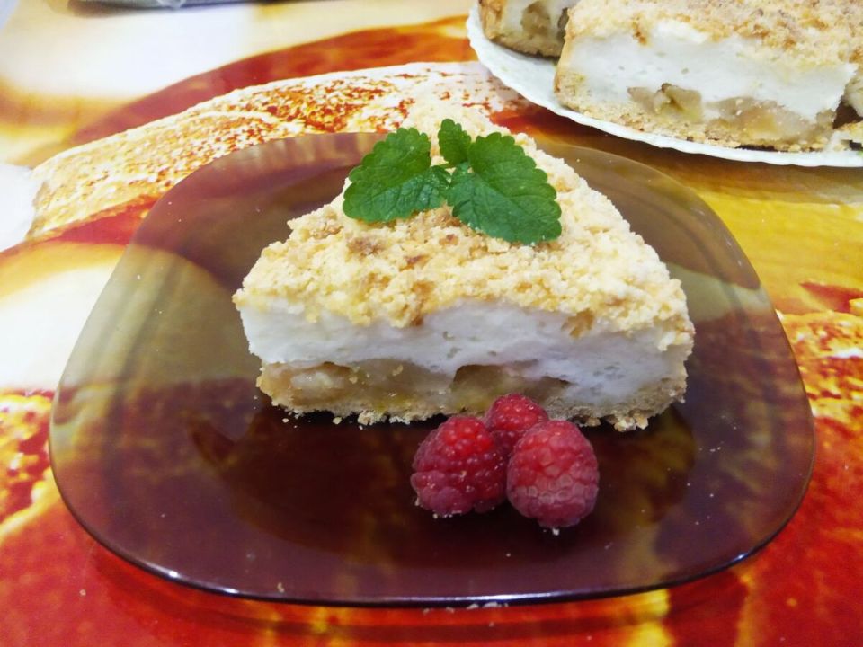 Яблочный пирог с кремом-суфле: нежность и аромат в каждой порции