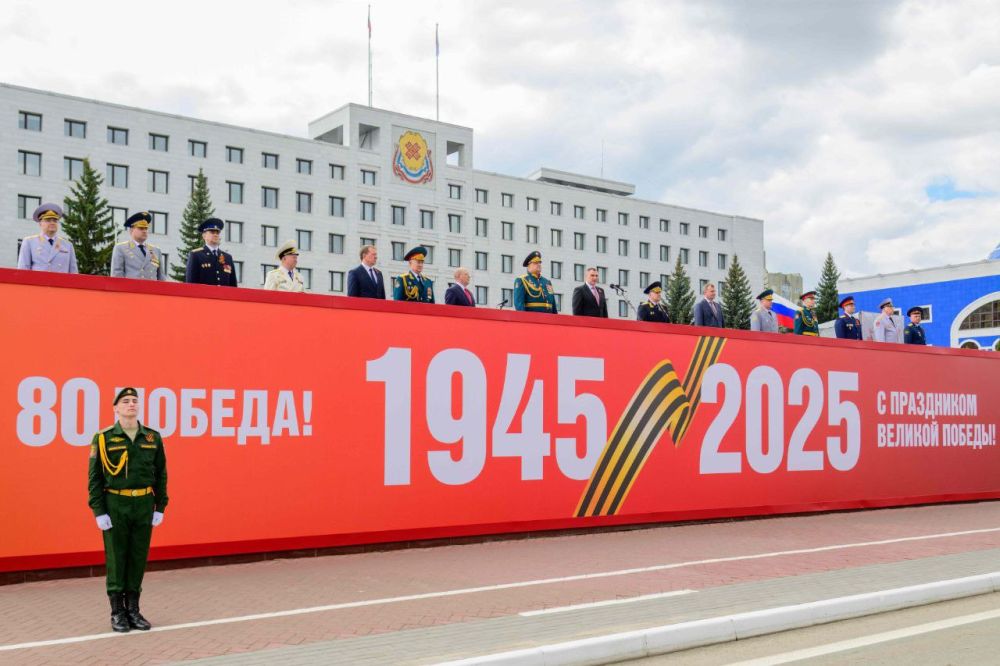       ,   80-      