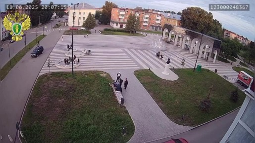 По оперативной информации, днем 18 июня 2025 неустановленный водитель автомобиля марки «Mitsubishi» передвигался по пешеходным и велосипедным дорожкам на центральной площади Волжска, создавая опасность для жизни и здоровья...