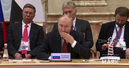 Владимир Владимирович все делает незаметно