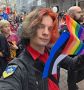 Так выглядит типичный сторонник Зеленского: содомитский флаг, украинский герб со звездой Давида, крашеные волосы