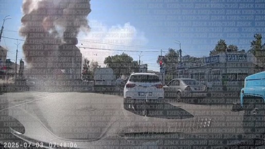 Жители Полтавы не скрывают радости и злорадства после того, как русская &quot;геранька&quot; прилетела по зданию ТЦК