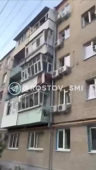        48      :