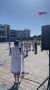 Началось выступление народных коллективов у ледового дворца