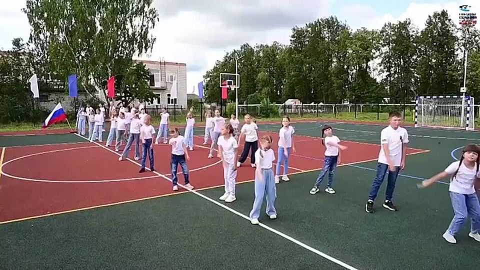  :      