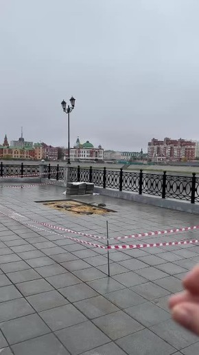  ɻ:  -    -