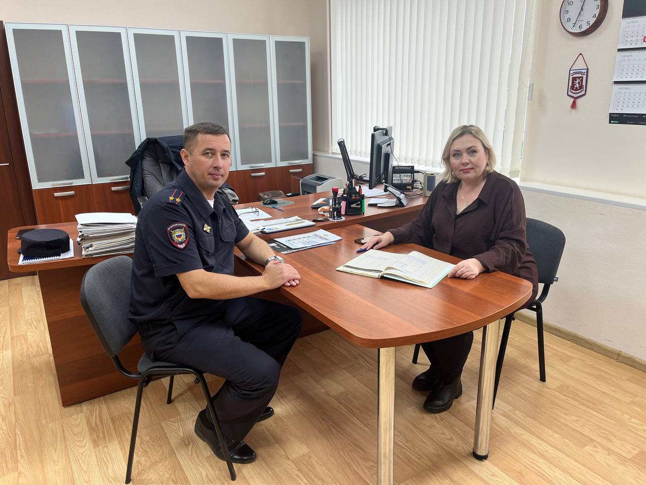 В Республике Марий Эл общественники проверили качество предоставляемых полицией госуслуг, а также оценили работу дежурной части и ИВС В Республике Марий Эл общественники проверили качество предоставляемых полицией госуслуг, а также оценили работу дежурной части и ИВС