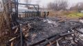 В садах «Дружба» в Медведевском районе сгорел садовый домик