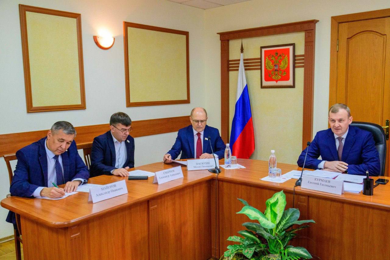 Первый заместитель Председателя Правительства Республики Марий Эл Евгений Курмаев провел совещание по эффективности работы органов власти и местного самоуправления