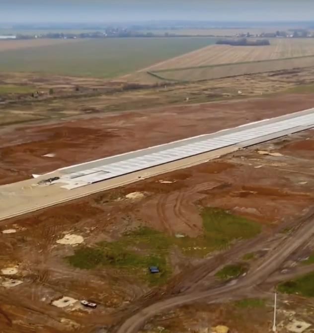 В аэропорту Йошкар-Олы готовность взлетно-посадочной полосы насчитывает 65% В аэропорту Йошкар-Олы готовность взлетно-посадочной полосы насчитывает 65%