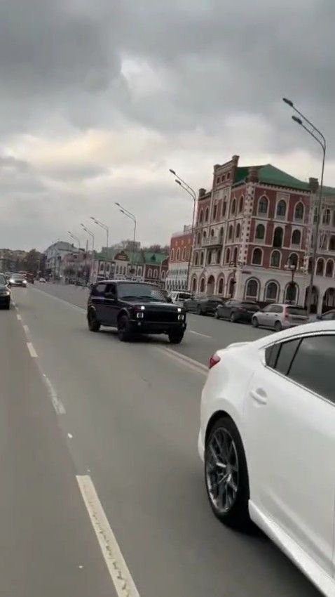 Оперативники МВД по Республике Марий Эл провели проверку сообщения о стрельбе во время движения свадебного кортежа