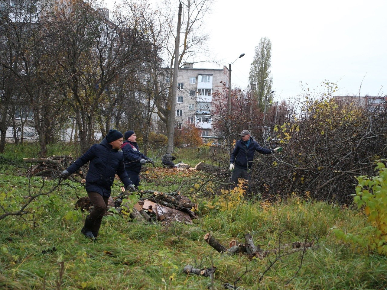ПОМОЩЬ УЧАСТНИКАМ СВО И В БЛАГОУСТРОЙСТВЕ ТЕРРИТОРИЙ, ВЗАИМОДЕЙСТВИЕ С КОЛЛЕГАМИ, ВСТРЕЧИ С ИЗБИРАТЕЛЯМИ - ВСЕ ЭТО НАПРАВЛЕНИЯ РАБОТЫ ДЕПУТАТОВ ПОМОЩЬ УЧАСТНИКАМ СВО И В БЛАГОУСТРОЙСТВЕ ТЕРРИТОРИЙ, ВЗАИМОДЕЙСТВИЕ С КОЛЛЕГАМИ, ВСТРЕЧИ С ИЗБИРАТЕЛЯМИ - ВСЕ ЭТО НАПРАВЛЕНИЯ РАБОТЫ ДЕПУТАТОВ