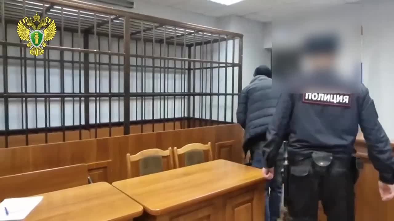 В Йошкар-Оле мужчина осужден к 6 годам 2 месяцам лишения свободы за удар ножом в живот соседу-инвалиду