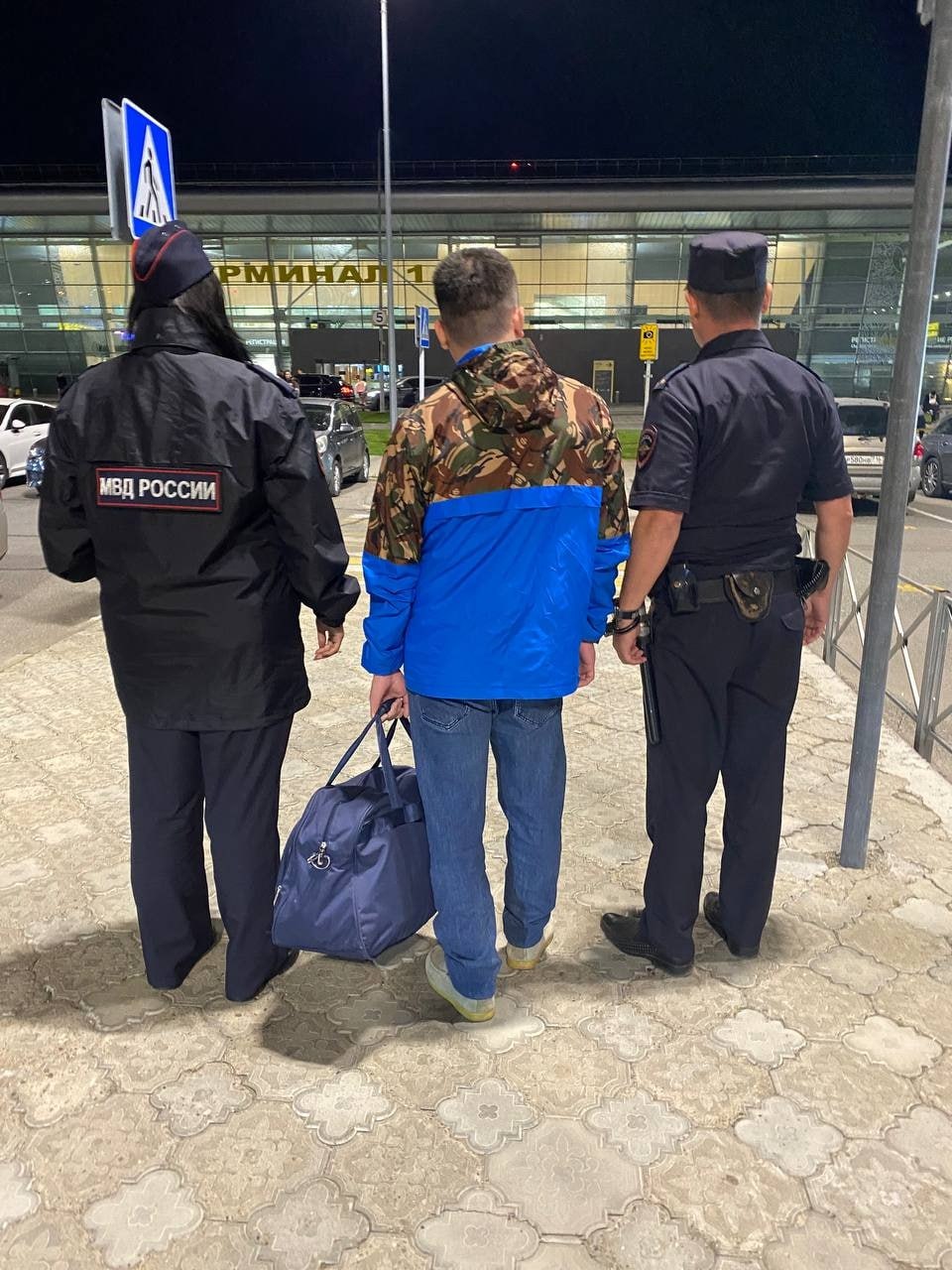 В Марий Эл подвели итоги второго этапа операции «Нелегал-2025»: возбуждены уголовные дела и выдворены мигранты В Марий Эл подвели итоги второго этапа операции «Нелегал-2025»: возбуждены уголовные дела и выдворены мигранты