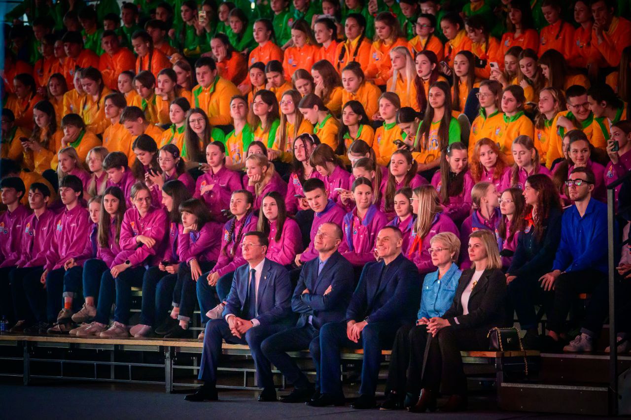 В рамках Дня Марий Эл в «Артеке» прошел торжественный концерт «Гусли Победы» В рамках Дня Марий Эл в «Артеке» прошел торжественный концерт «Гусли Победы»