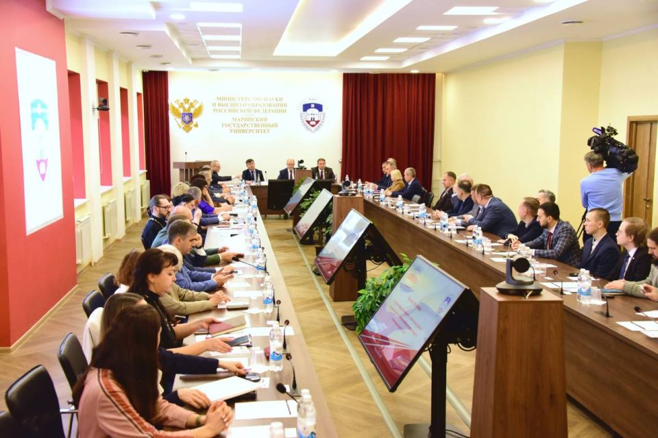 В преддверии 105-летия марийской государственности в республике прошел круглый стол
