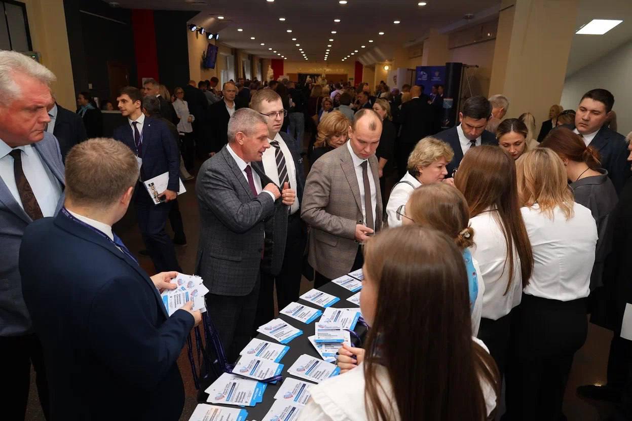 Главы Звениговского и Мари-Турекского районов Марий Эл Наталия Лабутина и Лариса Яндыбаева приняли участие в региональных днях III Всероссийского муниципального форума «Малая Родина - сила России»