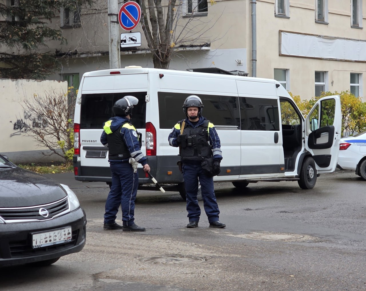 В Марий Эл сотрудники полиции приняли участие в специальных учениях В Марий Эл сотрудники полиции приняли участие в специальных учениях