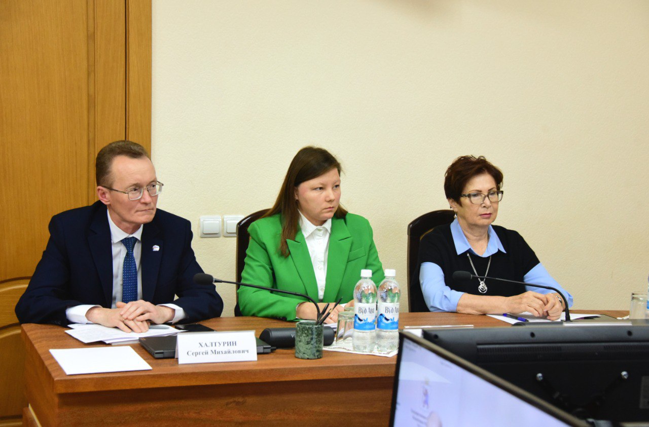 КРУГЛЫЙ СТОЛ В ГОССОБРАНИИ: ПЕРВЫЕ ИТОГИ РЕФОРМЫ МЕСТНОГО САМОУПРАВЛЕНИЯ В МАРИЙ ЭЛ КРУГЛЫЙ СТОЛ В ГОССОБРАНИИ: ПЕРВЫЕ ИТОГИ РЕФОРМЫ МЕСТНОГО САМОУПРАВЛЕНИЯ В МАРИЙ ЭЛ