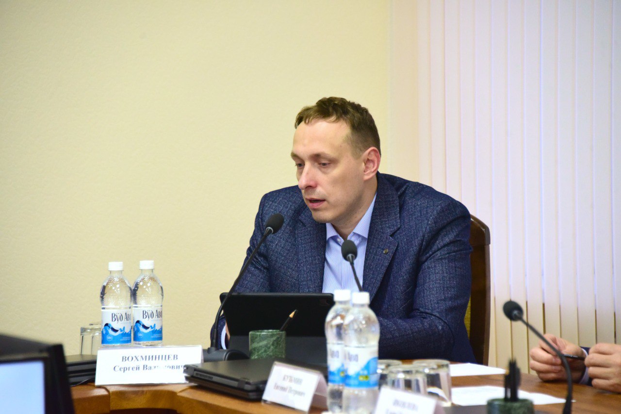 КРУГЛЫЙ СТОЛ В ГОССОБРАНИИ: ПЕРВЫЕ ИТОГИ РЕФОРМЫ МЕСТНОГО САМОУПРАВЛЕНИЯ В МАРИЙ ЭЛ КРУГЛЫЙ СТОЛ В ГОССОБРАНИИ: ПЕРВЫЕ ИТОГИ РЕФОРМЫ МЕСТНОГО САМОУПРАВЛЕНИЯ В МАРИЙ ЭЛ