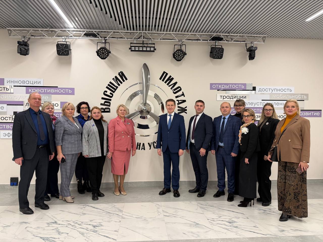 Антон Трудинов: Наша делегация из Республики Марий Эл посетила Гатчинский муниципальный округ Ленинградской области! Этот визит стал важным шагом в укреплении межмуниципальных связей, начало которому было положено на... Антон Трудинов: Наша делегация из Республики Марий Эл посетила Гатчинский муниципальный округ Ленинградской области! Этот визит стал важным шагом в укреплении межмуниципальных связей, начало которому было положено на...