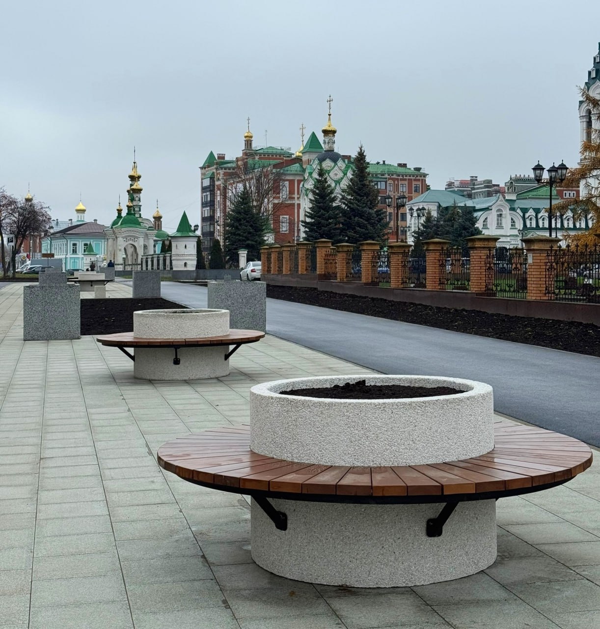 В Йошкар-Оле закончился капитальный ремонт бульвара Чавайна на участке от улицы Вознесенской до площади Никонова В Йошкар-Оле закончился капитальный ремонт бульвара Чавайна на участке от улицы Вознесенской до площади Никонова