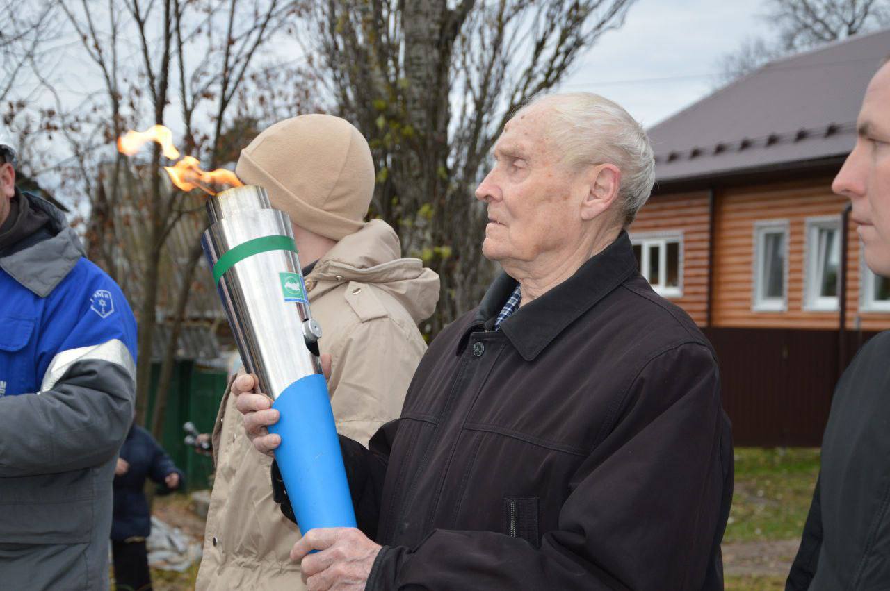 В посёлке Оршанка обновили священное для всех жителей республики место - территорию у обелиска «Скорбящей матери» В посёлке Оршанка обновили священное для всех жителей республики место - территорию у обелиска «Скорбящей матери»