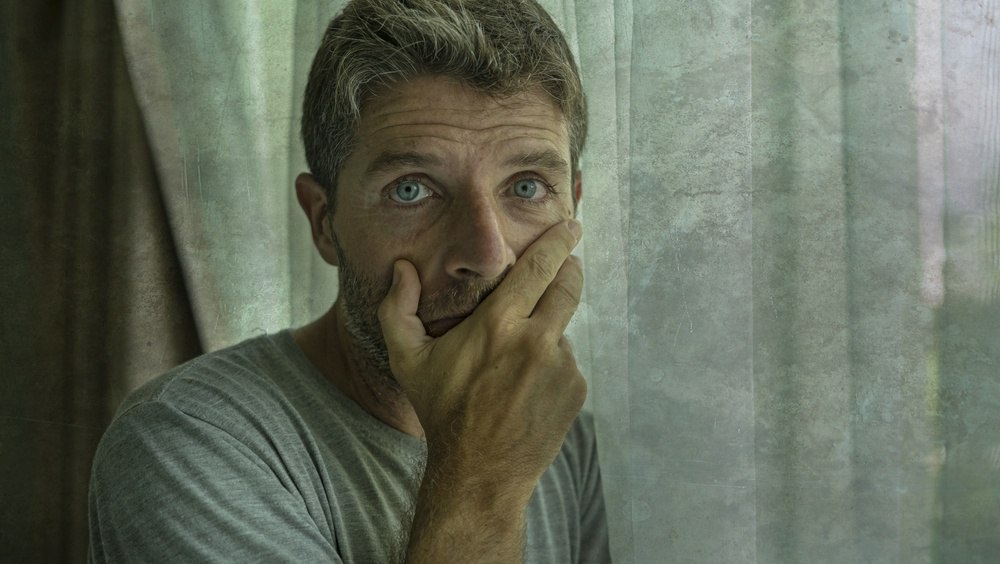 Заначку, спрятанную от жены, жителю Медведевского района пришлось отдать приставу