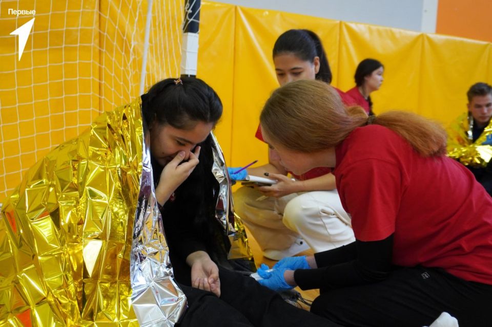 В Марий Эл определили лучших в оказании первой помощи во время чемпионата, проходившего со 2 по 3 ноября В Марий Эл определили лучших в оказании первой помощи во время чемпионата, проходившего со 2 по 3 ноября