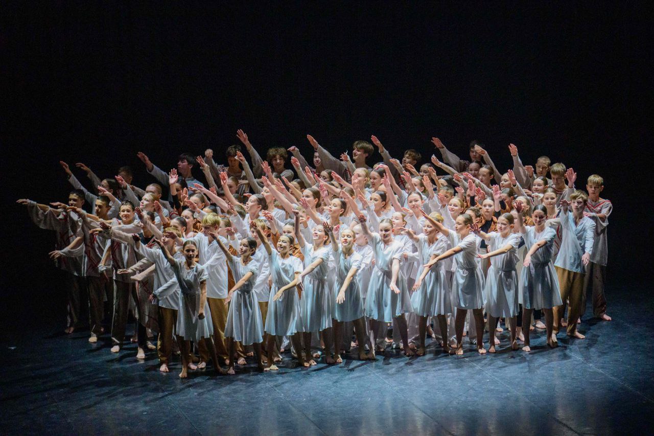 В Марий Эл отметили 105-летие республики и День народного единства В Марий Эл отметили 105-летие республики и День народного единства