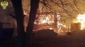 По оперативной информации, около 19 часов 03.11.2025 на территории двух частных домовладений в с.Покровское Горномарийского района произошел пожар