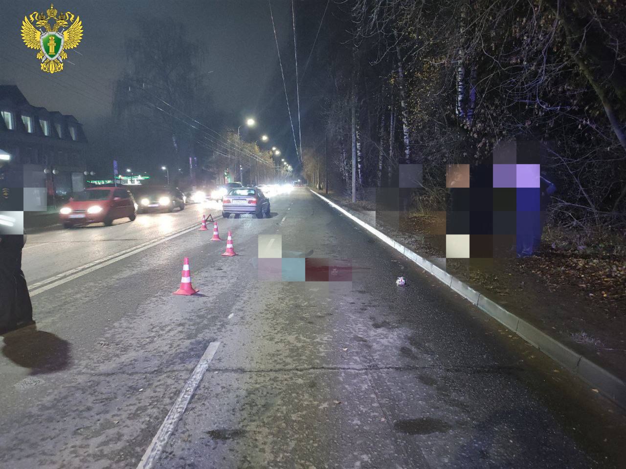 По оперативной информации, 05.11.2025 около 17 часов у д. 126 по ул. Машиностроителей г. Йошкар-Ола 32-летний водитель автомобиля марки «BMW 323» совершил наезд на 41-летнего мужчину-пешехода