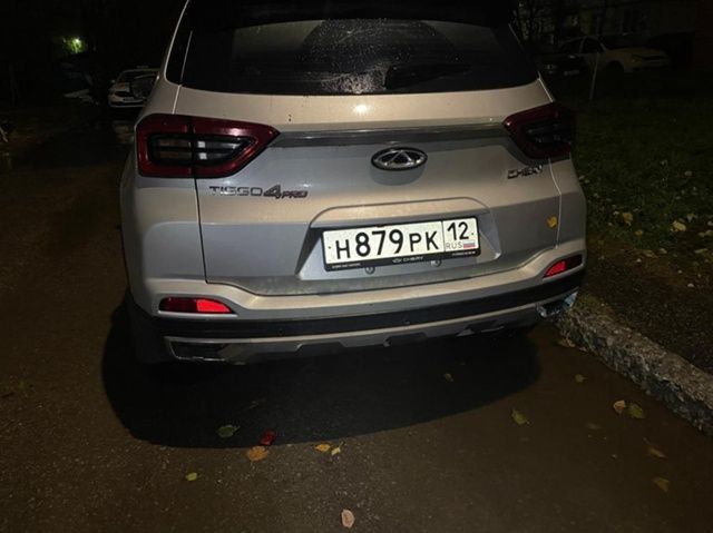 Розыск очевидцев. В период времени с 15 сентября по 30 октября 2025 г. в Йошкар-Оле у д. 132 А по ул. Машиностроителей неустановленный водитель неустановленного автомобиля совершил наезд на припаркованную Mazda Розыск очевидцев. В период времени с 15 сентября по 30 октября 2025 г. в Йошкар-Оле у д. 132 А по ул. Машиностроителей неустановленный водитель неустановленного автомобиля совершил наезд на припаркованную Mazda