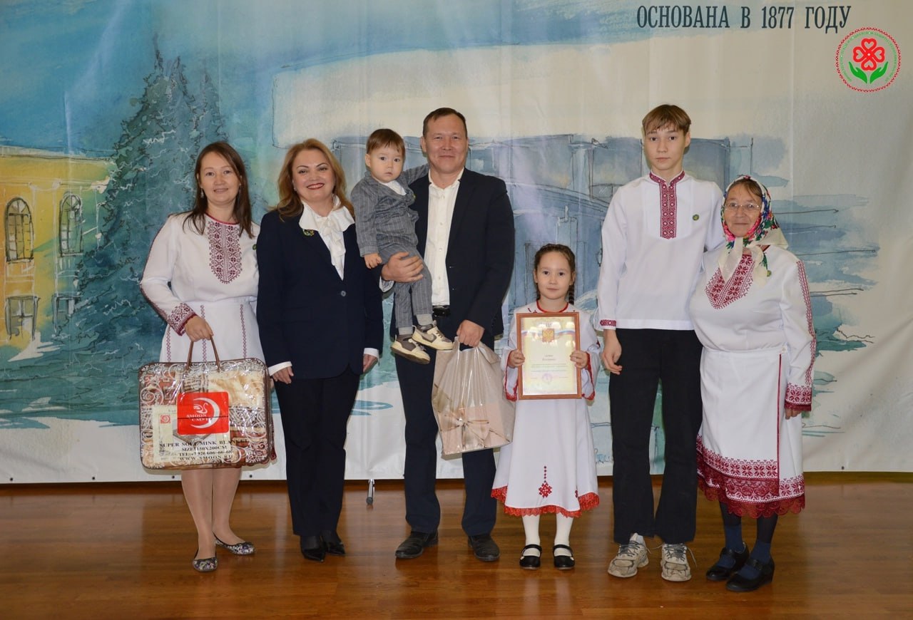 В Национальной библиотеке им. С. Г. Чавайна прошел фестиваль семейного чтения «Моя семья, мой край родной – моя история»