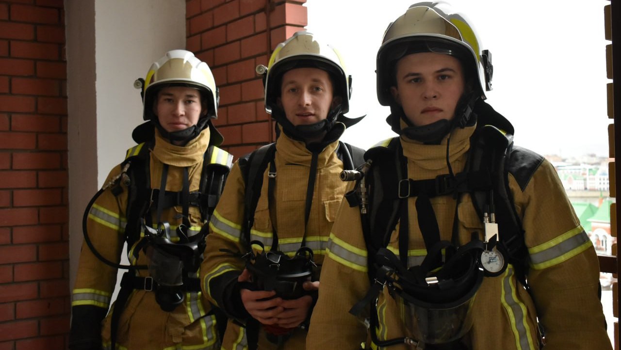 Спасатели МАСС штурмовали десятиэтажку в Йошкар-Оле