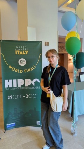 Школьница из Волжска Алиса Лукоянова стала финалистом всемирной международной олимпиады по английскому языку HIPPO