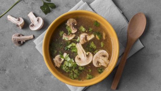 Так делают повара: с этими приемами грибной суп станет наваристым и ароматным