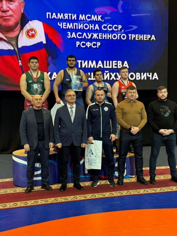 Юноша из Марий Эл завоевал золото в греко-римской борьбе