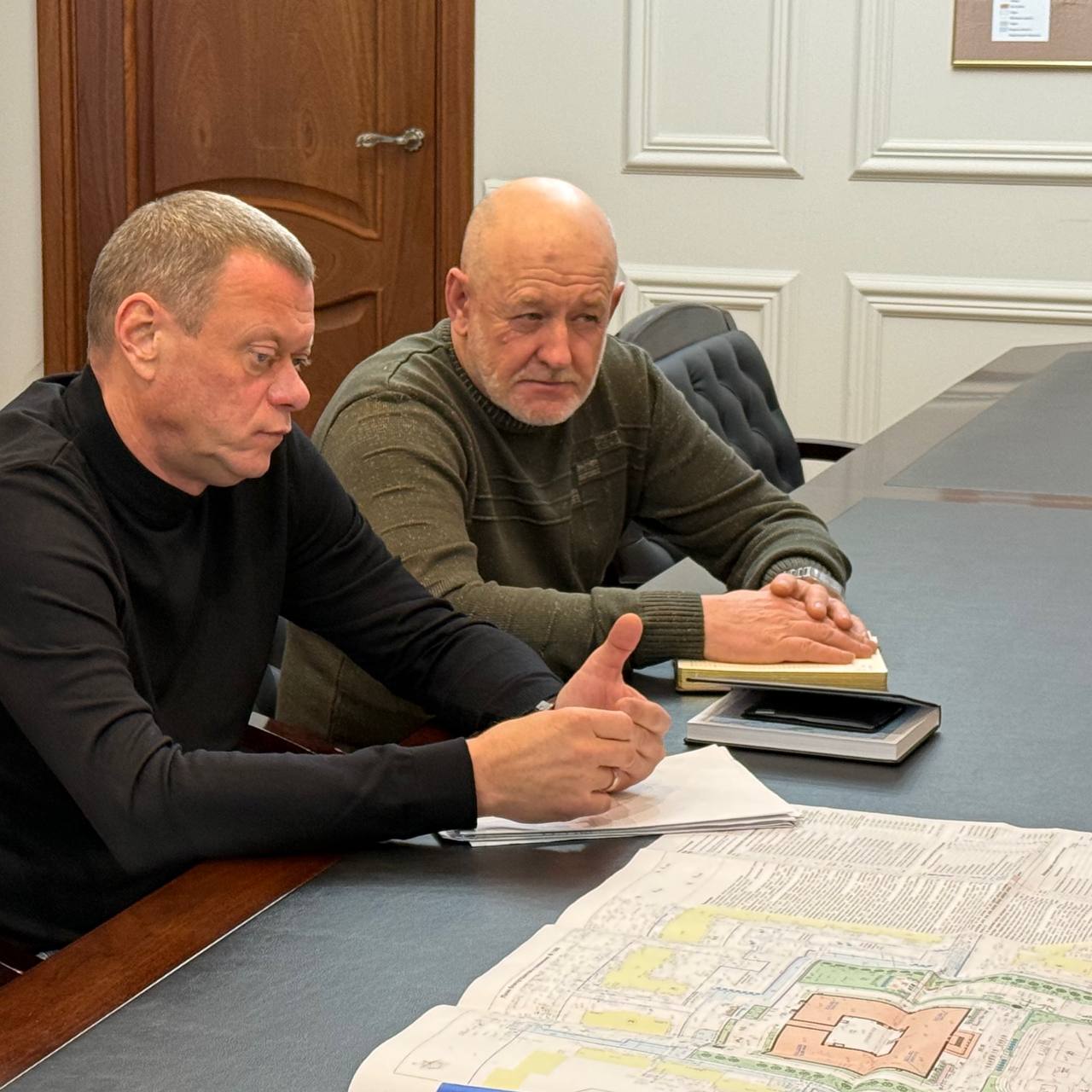 Антон Трудинов: Провёл встречу с представителями подрядной организации, которая займётся строительством новой школы в 6м микрорайоне Антон Трудинов: Провёл встречу с представителями подрядной организации, которая займётся строительством новой школы в 6м микрорайоне