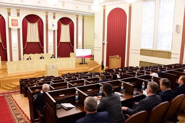 Министр промышленности, экономического развития и торговли Марий Эл Владимир Халюзин рассказал, каков экономический прогноз властей региона на 2026 – 2028 годы