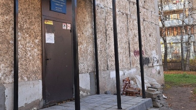 В библиотеке-филиале №19 в Йошкар-Оле занялись ремонтом