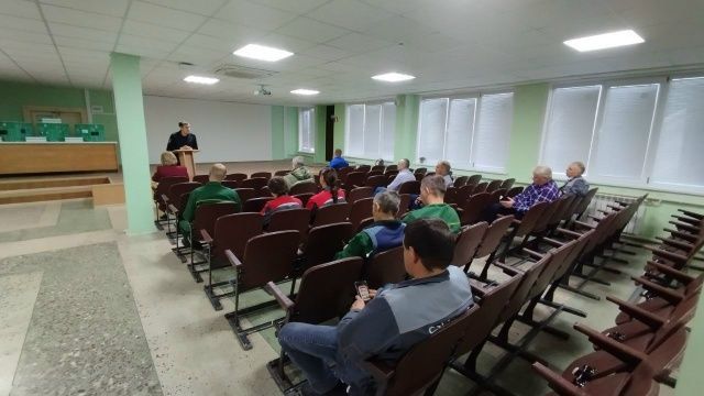 В Козьмодемьянске начальник отделения Госавтоинспекции встретился с коллективами предприятий и организаций