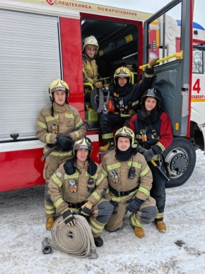  !.       ,   !        ,       ,     :