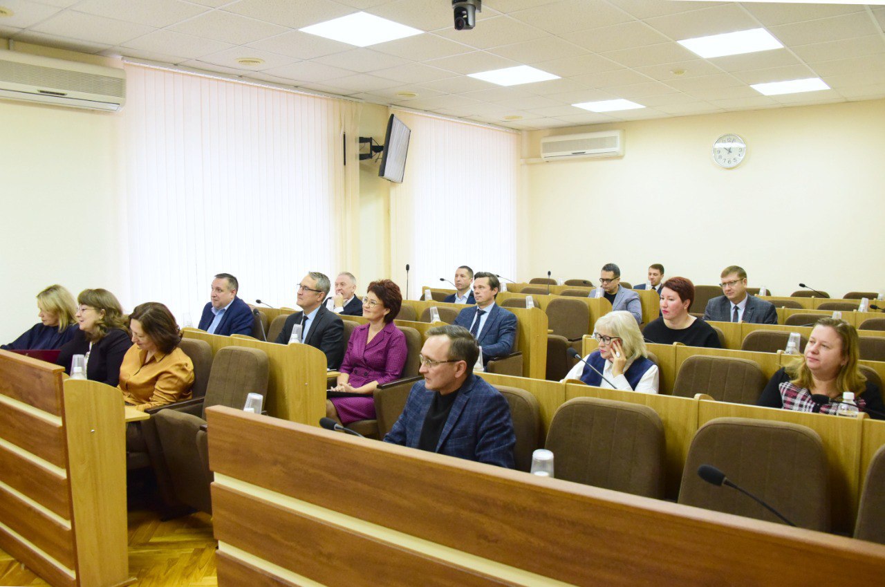 Первый этап подготовки к 12-й бюджетной сессии Госсобрания завершился заседаниями комитетов по развитию производственного комплекса и по бюджету и экономической политике Первый этап подготовки к 12-й бюджетной сессии Госсобрания завершился заседаниями комитетов по развитию производственного комплекса и по бюджету и экономической политике