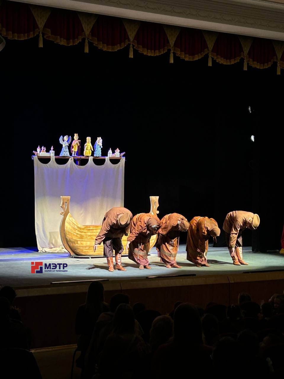 В Йошкар-Оле продолжается Международный фестиваль театров кукол «Яндар» В Йошкар-Оле продолжается Международный фестиваль театров кукол «Яндар»