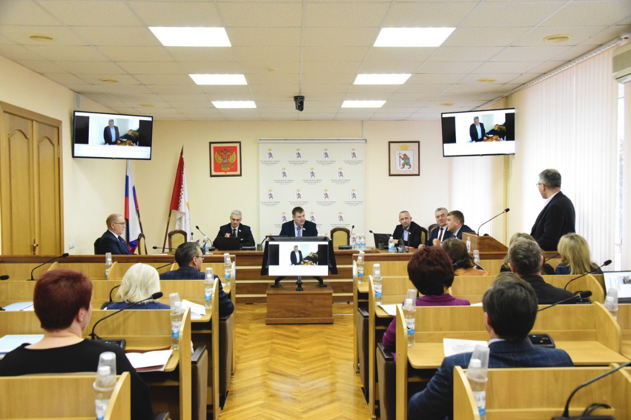 Первый этап подготовки к 12-й бюджетной сессии Госсобрания завершился заседаниями комитетов по развитию производственного комплекса и по бюджету и экономической политике Первый этап подготовки к 12-й бюджетной сессии Госсобрания завершился заседаниями комитетов по развитию производственного комплекса и по бюджету и экономической политике