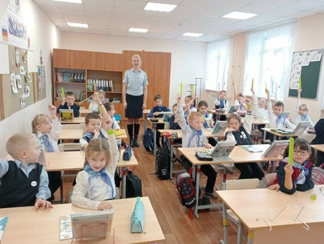 В Марий Эл набирает обороты акция «Виден — значит жив!», направленная на популяризацию использования световозвращающих элементов В Марий Эл набирает обороты акция «Виден — значит жив!», направленная на популяризацию использования световозвращающих элементов