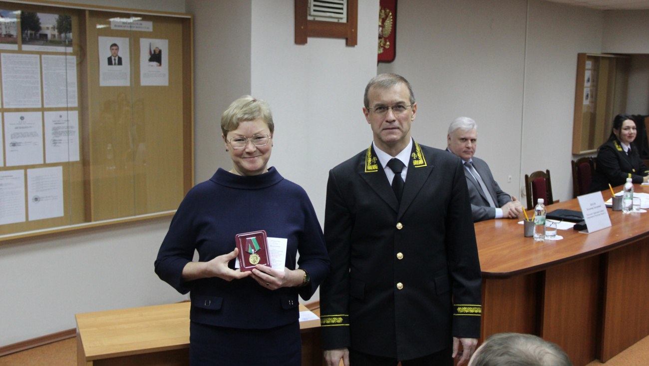 Сотрудникам судов в Марий Эл вручили юбилейные медали