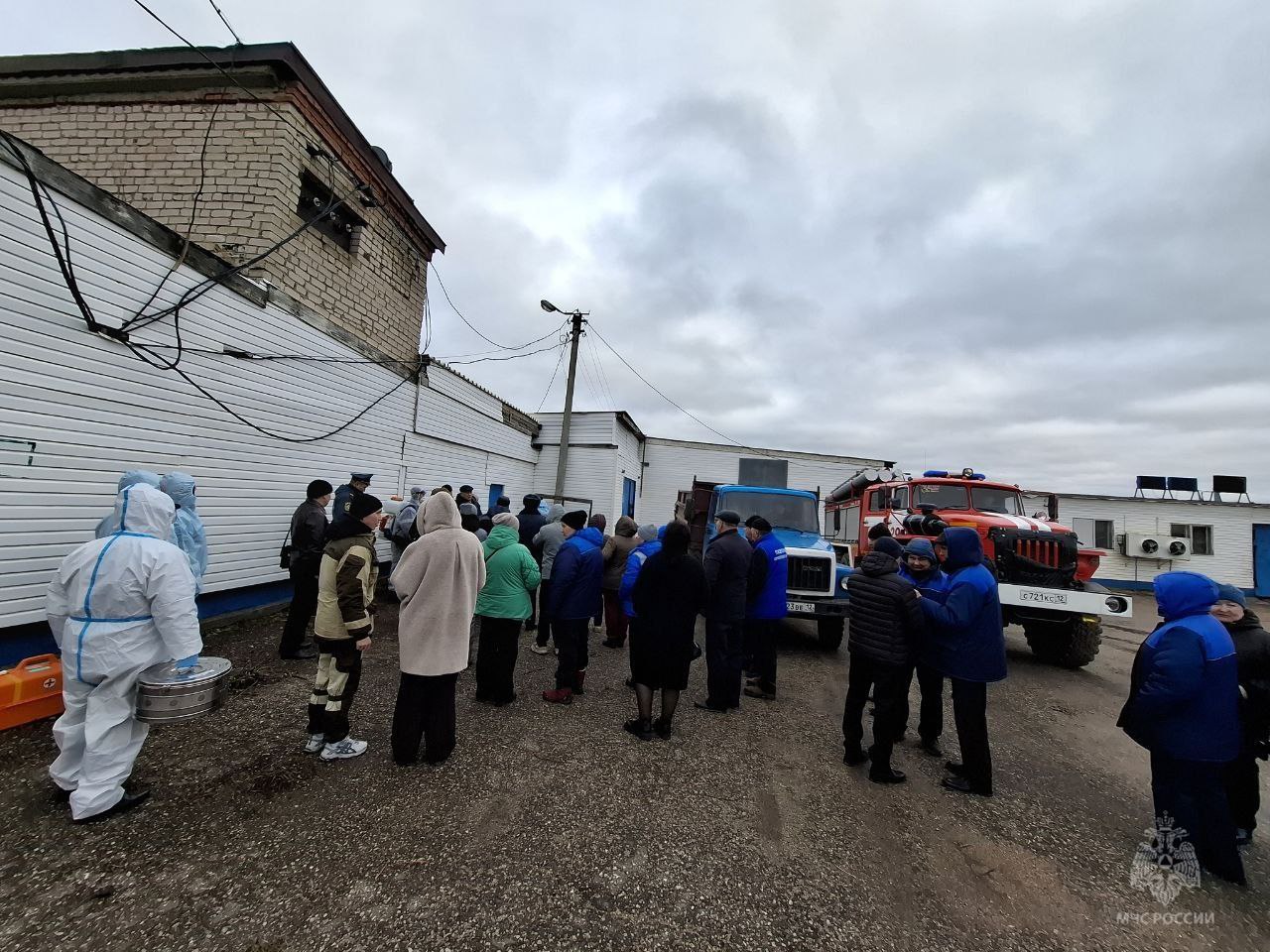 В посёлке Сернур проведено регионально-тактико-специальное учение на тему «Возникновение эпизоотического очага ящура» В посёлке Сернур проведено регионально-тактико-специальное учение на тему «Возникновение эпизоотического очага ящура»