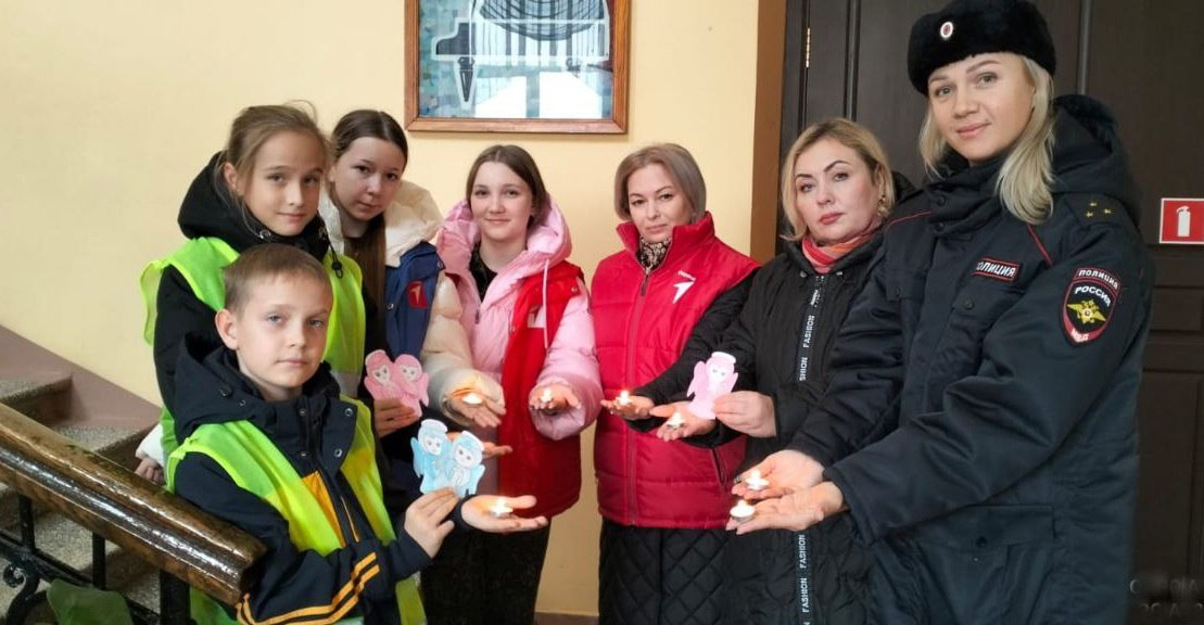 В Республике Марий Эл прошли акции «Мы выбираем жизнь!» и «Дети за безопасность на дорогах», посвященные Дню памяти жертв ДТП В Республике Марий Эл прошли акции «Мы выбираем жизнь!» и «Дети за безопасность на дорогах», посвященные Дню памяти жертв ДТП